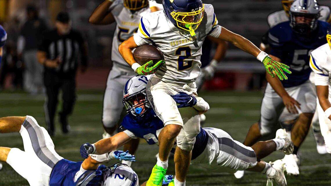 Southridge pulls off late win over Chiawana. Sageview looking strong