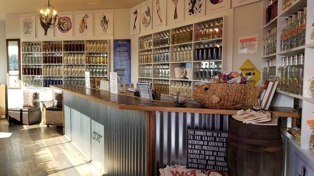 Ocean’s Daughter Distillery opened for business on Black Friday 2019 in the same building as Westport Winery but at a separate entrance. The Roberts family produces flavored and unflavored vodka, rum, gin, whiskey, agave spirits, cream and clear liqueur.