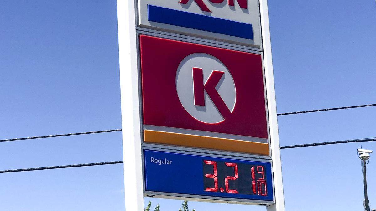 Prices at the pump will increase the closer it gets to the Fourth of July, experts say.
