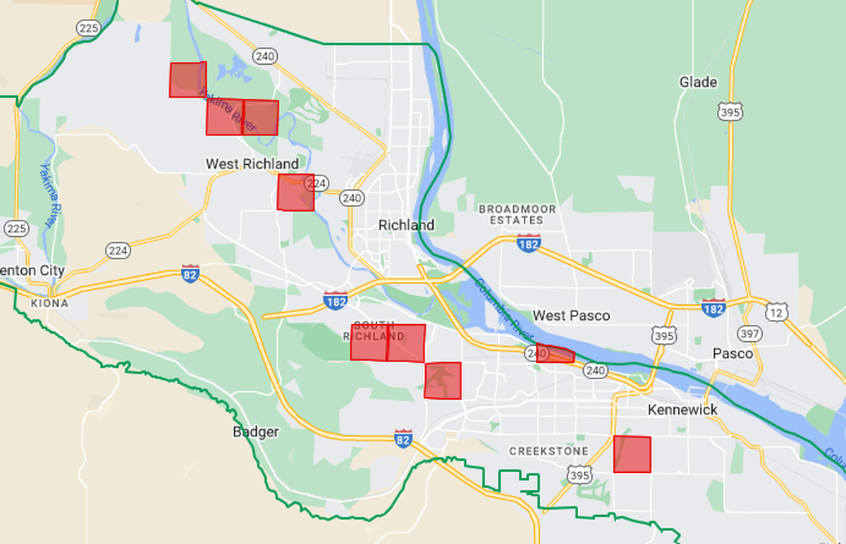Neighborhoods where mosquitoes infected with West Nile virus in 2023 are shown.