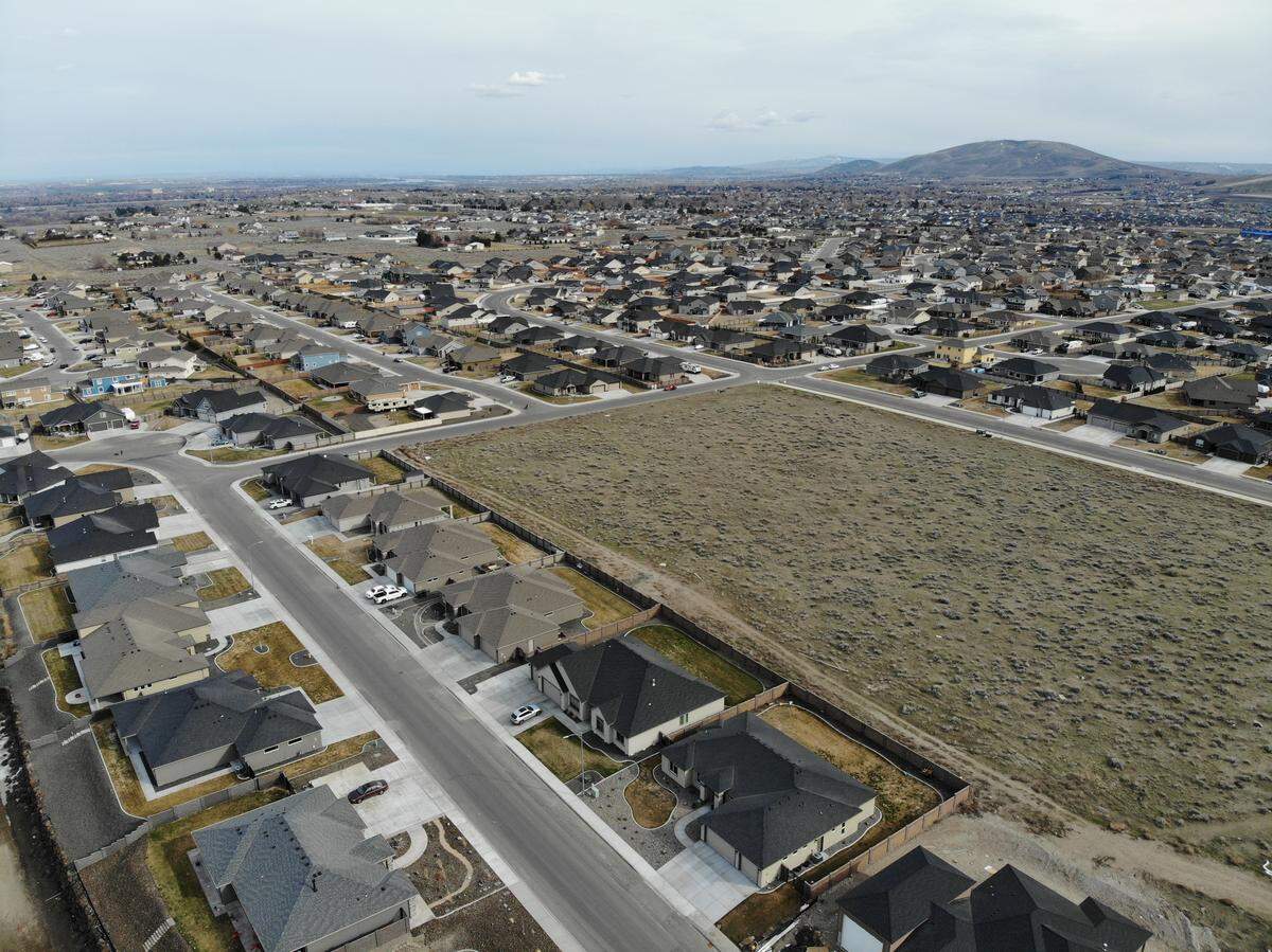 Growth in West Richland near Keene Road and Belmont Boulevard.