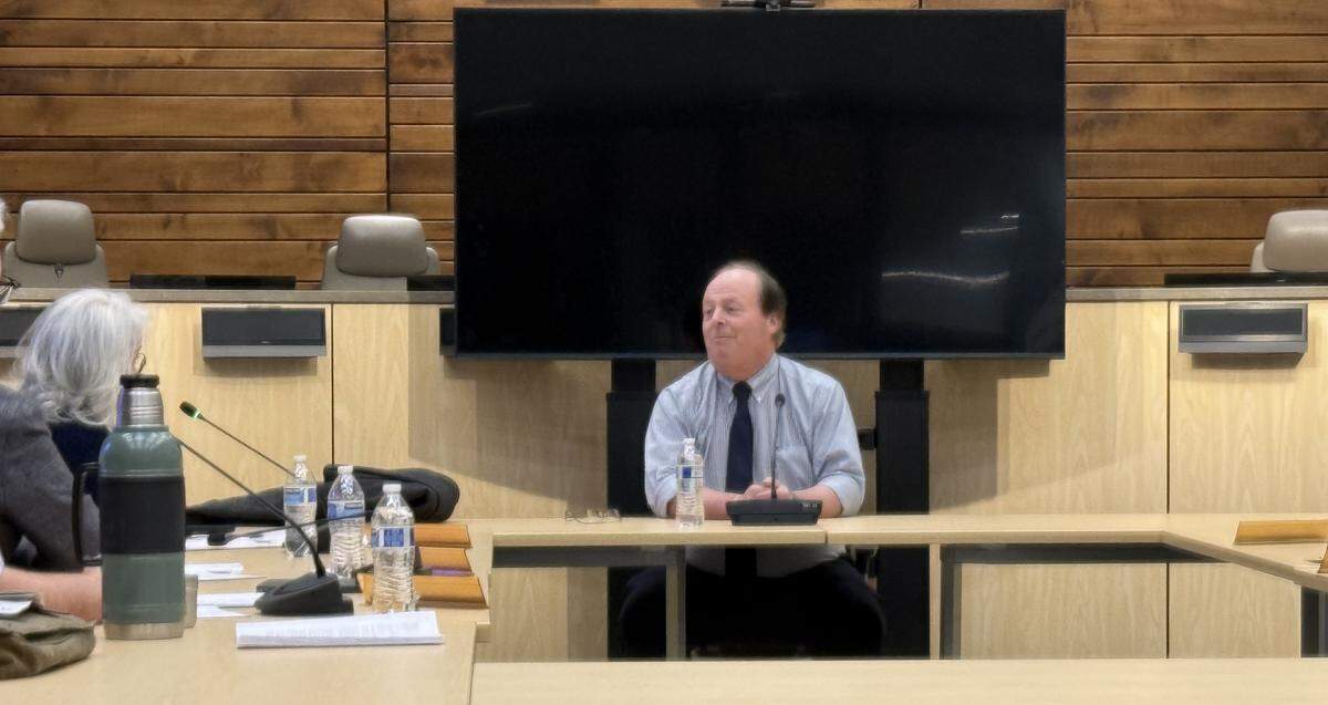 The Richland City Council selected Todd Samuel to fill the council seat won in the November election by a candidate who died. The council interviewed Samuel and four other candidates from a field of 24 applicants on Jan. 27, 2026.