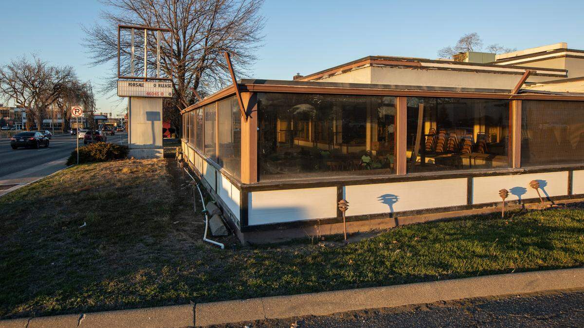 Since the Red Robin in Richland closed 20 years ago, the restaurant site has struggled to find a long-running tenant.