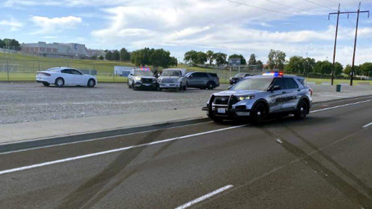 Benton County sheriff’s deputies arrested Hector Flores, 28, after a chase through Richland Tuesday.