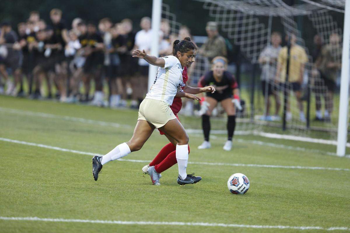 Hanford High School graduate Dani Mendoza is one of two captains this fall for Army’s women’s soccer team at West Point.