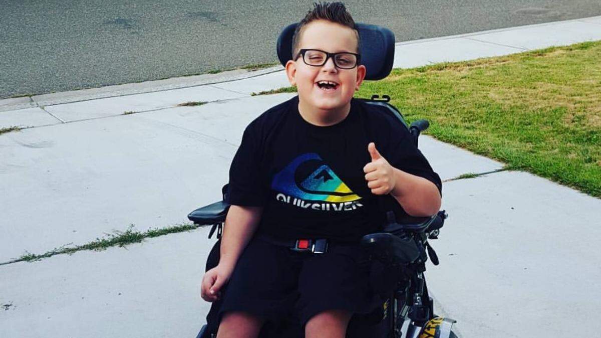 A fund raiser this evening at West Richland’s Flat Top Park will help pay for a lift-equipped van for the family of Ryder Page, a William Wiley Elementay student.