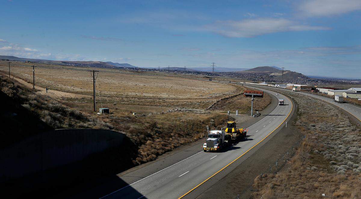 A decision of the Washington state Court of Appeals would allow industrial development on 280 acres south of Interstate 82 to the west of Highway 395.