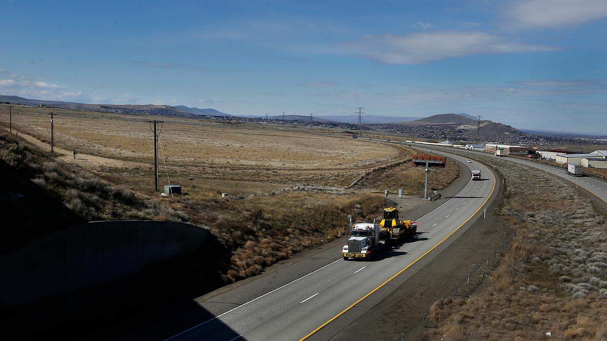 A decision of the Washington state Court of Appeals would allow industrial development on 280 acres south of Interstate 82 to the west of Highway 395.