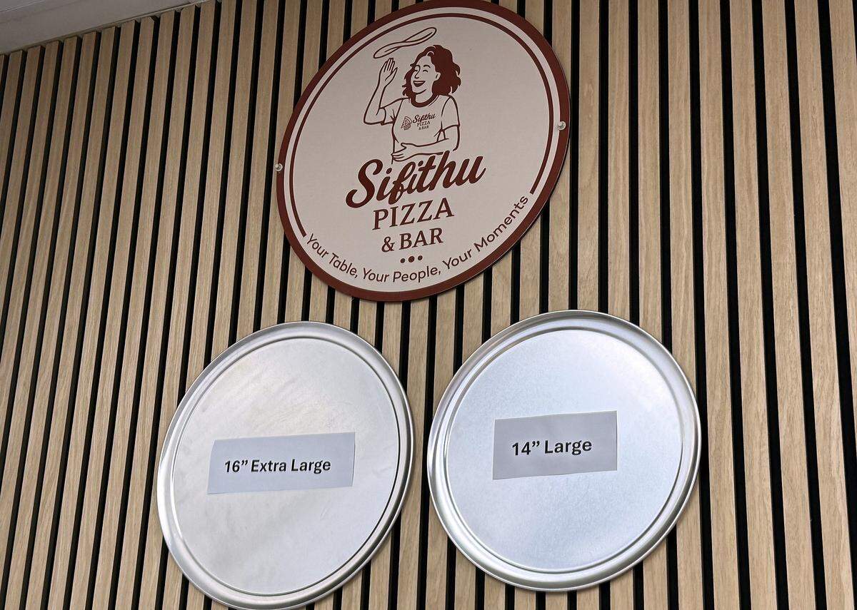 Sifithu Pizza & Bar opened earlier this month in West Richland and the owners plan to open another new restaurant in Kennewick.