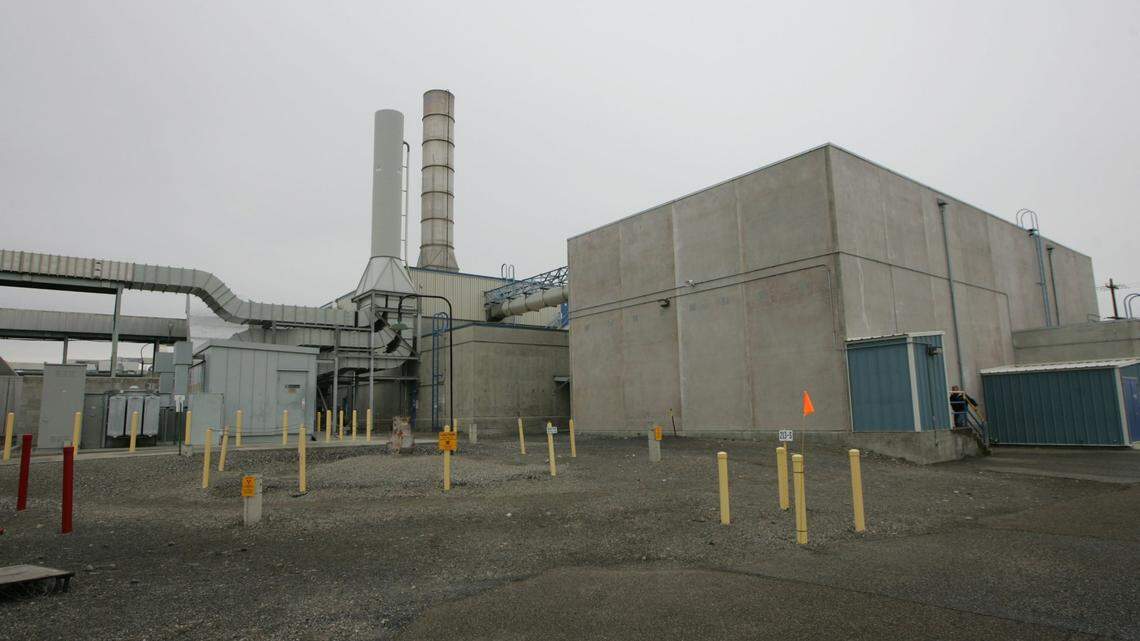 Update | 200 workers take cover as precaution at large nuclear waste lab in Eastern WA