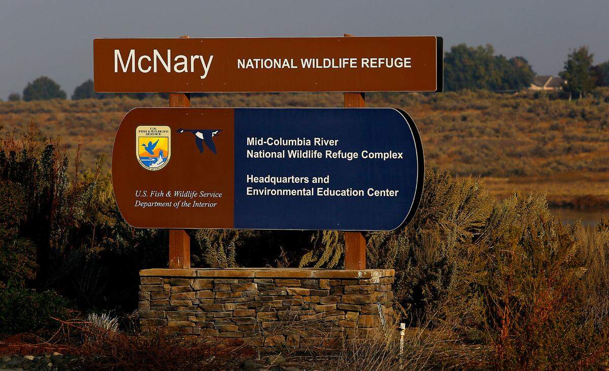 Sign for the headquarters and environmental education center at 64 Maple Stree on the McNary National Wildlife Refuge in Burbank, WA which is part of the Mid-Columbia River National Wildlife Refuge Complex.