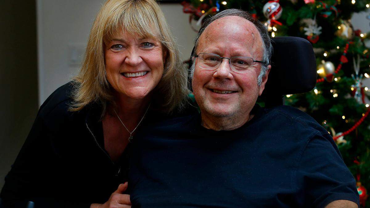Eric Lipp was recognized for his contributions over 26 years at the Benton Franklin Juvenile Justice Center in November 2022. He’s joined in this file photo by Karen, his wife of 41 years, at their Richland home.