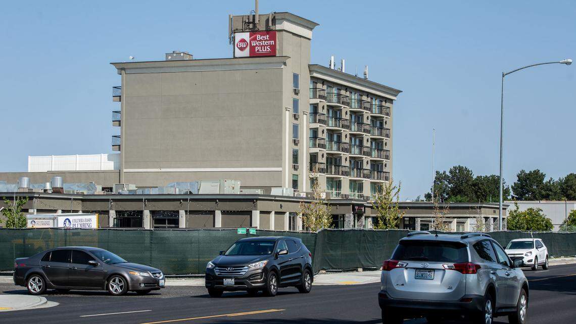 Developer that’s turning Tri-Cities motels into apartments is buying yet another one