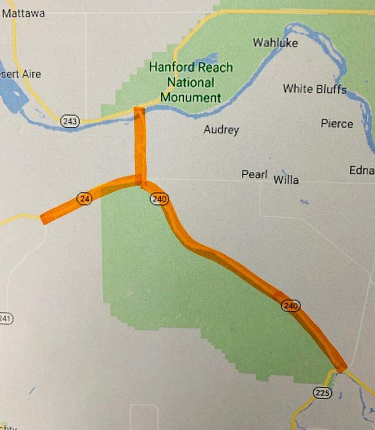 A Washington Department of Transportation map shows where a fire closed state highways on Thursday.