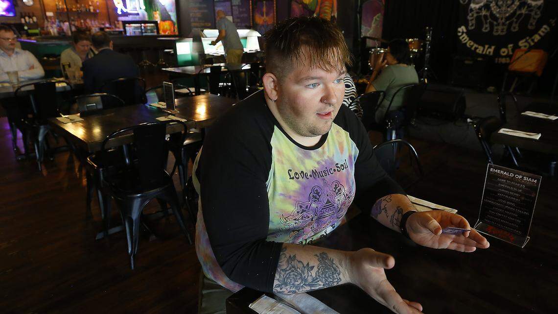 Fans flock to save Richland’s beloved Emerald of Siam from possible closure