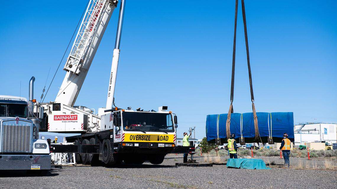 Here’s what that Richland truck convoy was carrying. Each load weighed 24 tons