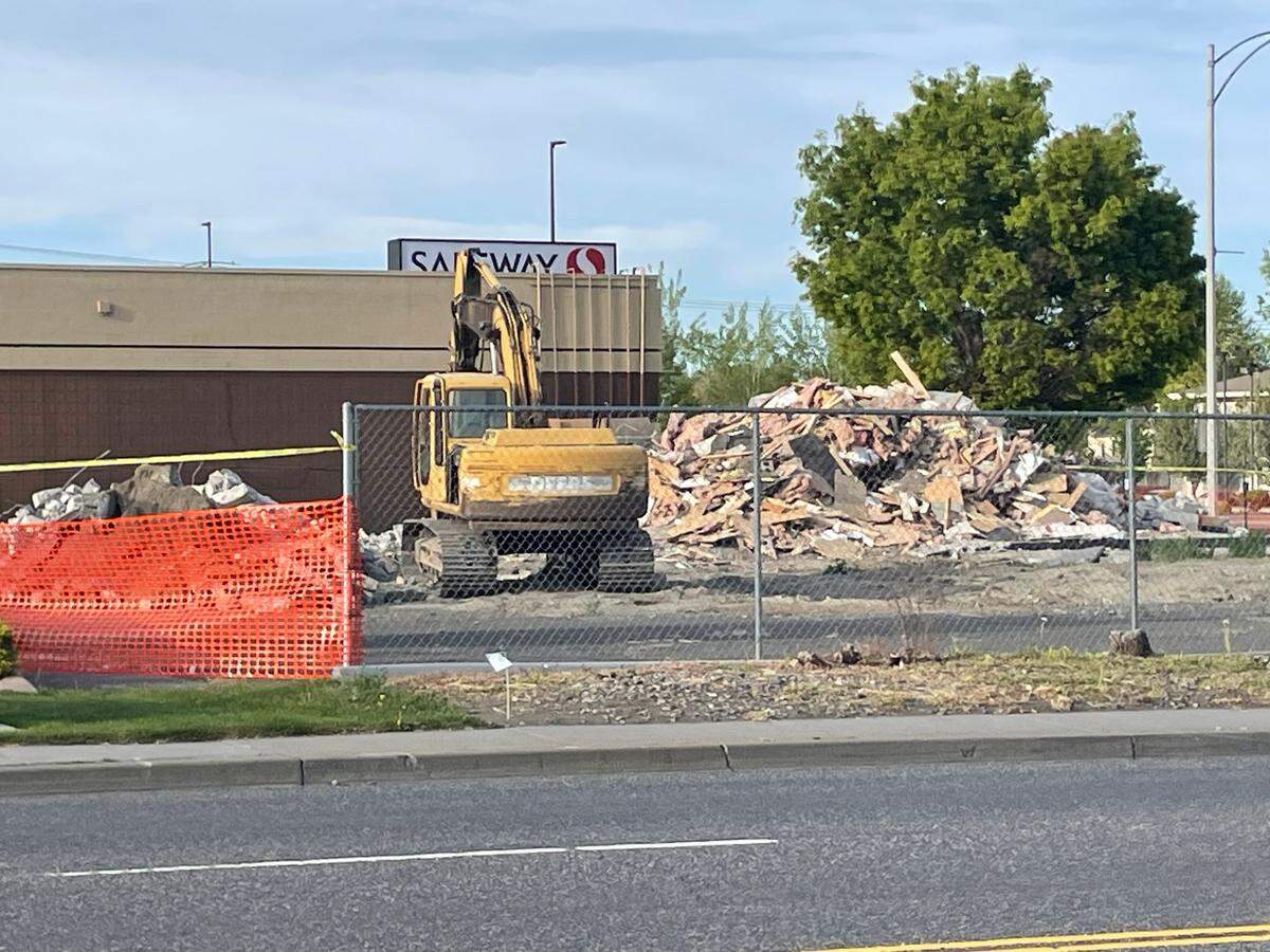 A former Circle K gas station and convenience store at Gage Boulevard and Leslie Road was demolished in April in preparation for future redevelopment of the high-profile south Richland site.