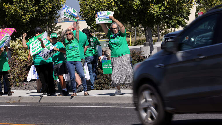 WA public employees in Tri-Cities join thousands statewide in walkout