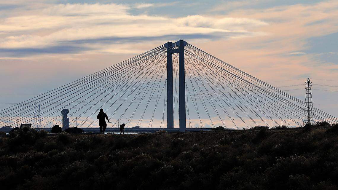 Feeling the winter blues? See tips to treat seasonal depression in Tri-Cities