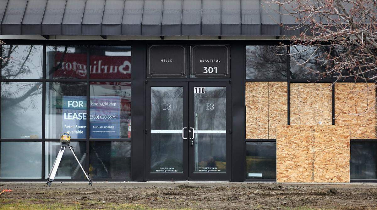 The former David's Bridal store building along West Canal Drive in Kennewick is renovated into two retails spaces. One is scheduled to become a Habit Burger & Grill restaurant.