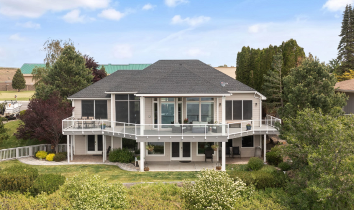 The Pasco waterfront home offers an expansive view of the Columbia River.