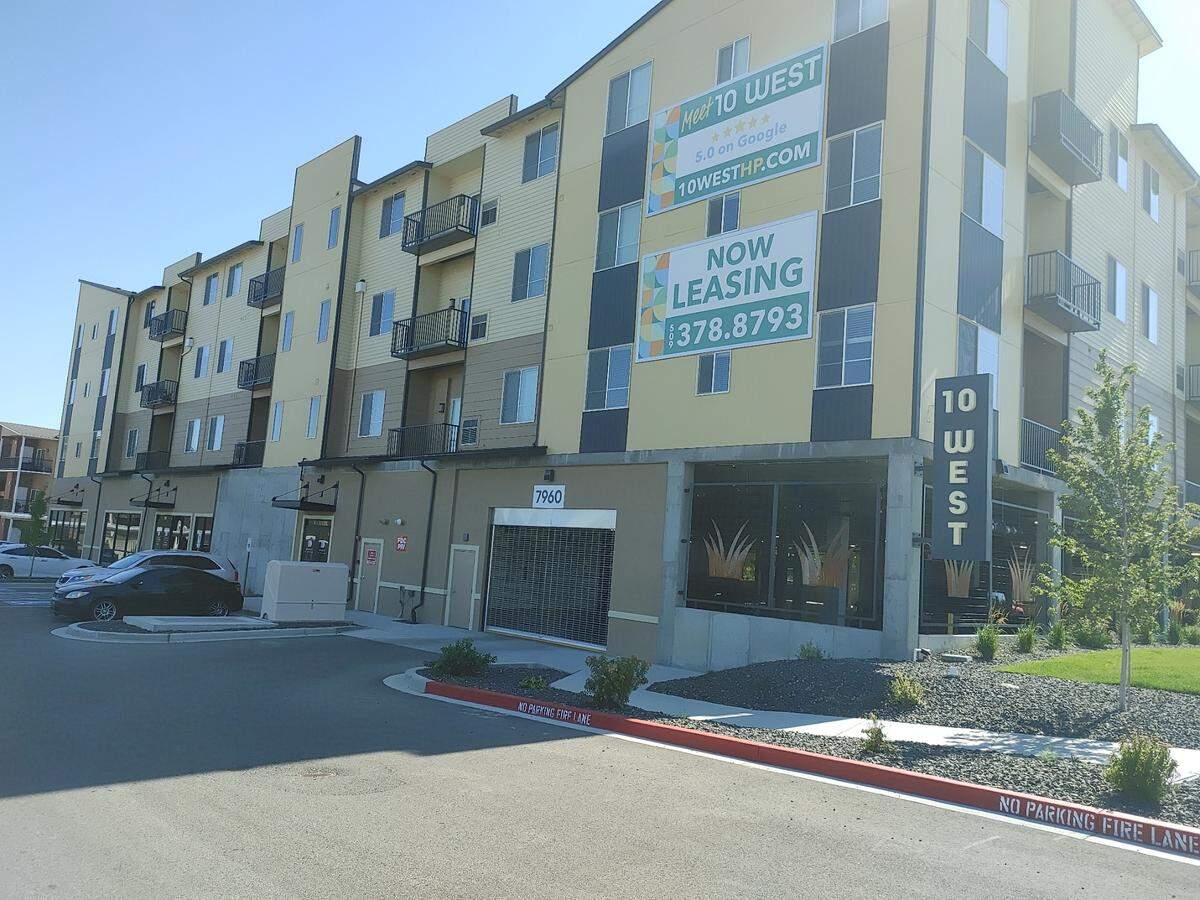 10 West, a four-story apartment building in the new Resort at Hansen Park complex in Kennewick, is now leasing units to tenants.