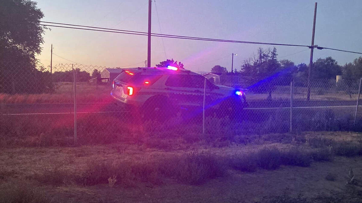 A Prosser area neighborhood continues to deal with dangerous dogs and alleged threats from the owners.