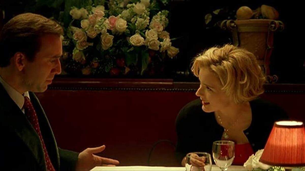 Nicolas Cage and Téa Leoni in “The Family Man.”