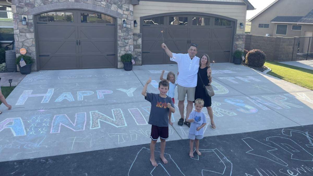 Ken and Melanie Primus celebrated their 40th wedding anniversary on Saturday with family. Twenty-five years ago, their children wrote out a celebratory message in chalk to celebrate their 15th anniversary. Their grandchildren chose to recreate that message over the weekend.