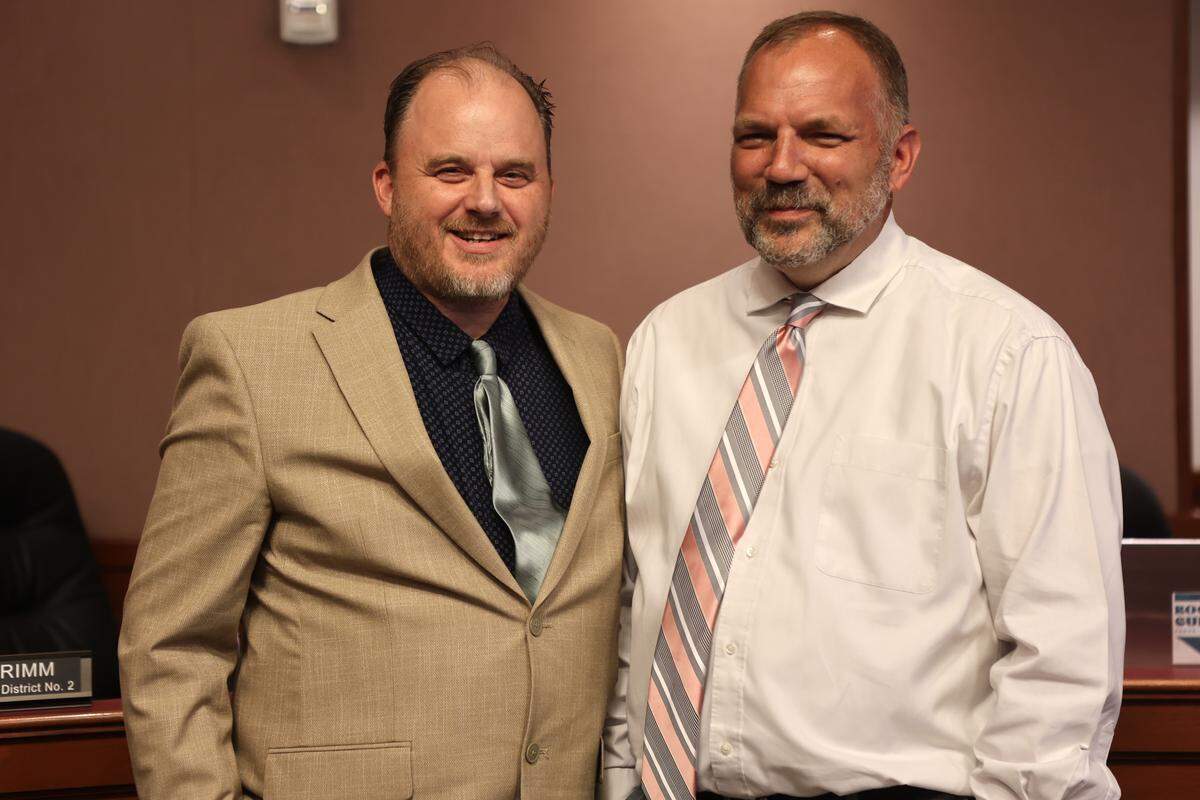Pasco Mayor David Milne and Mayor-Pro Tem Charles Grimm