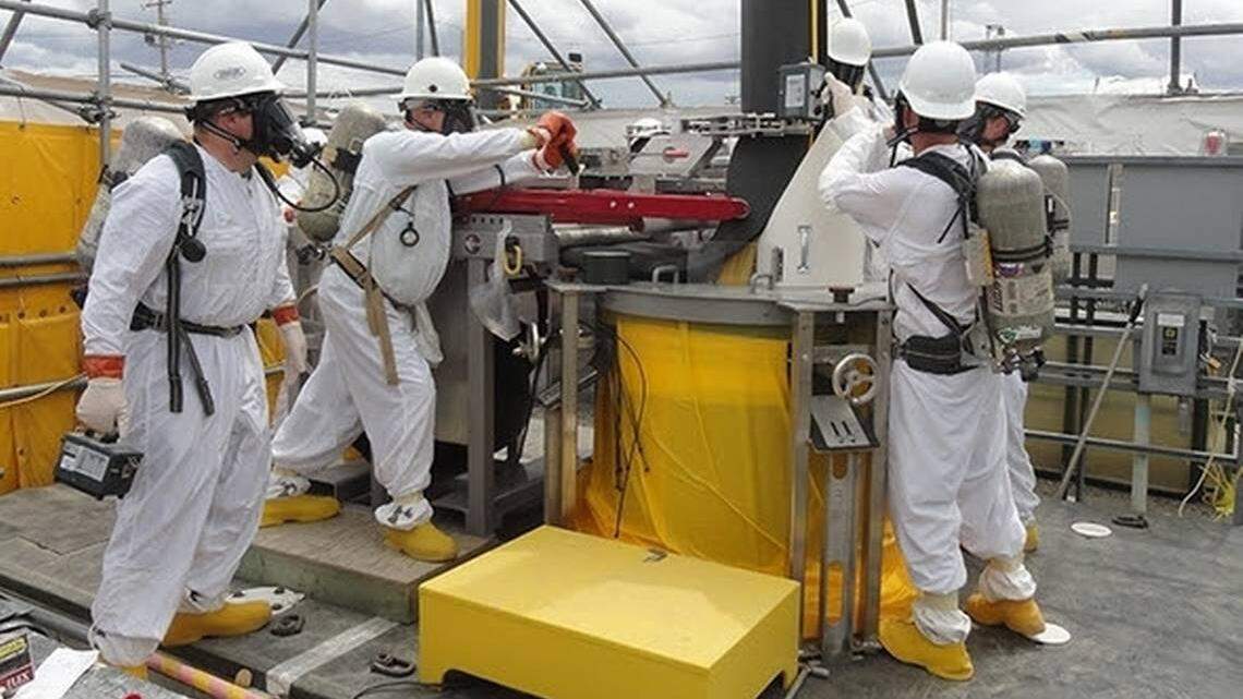 Leaking radioactive waste tank in Eastern WA won’t be emptied soon. Here’s why