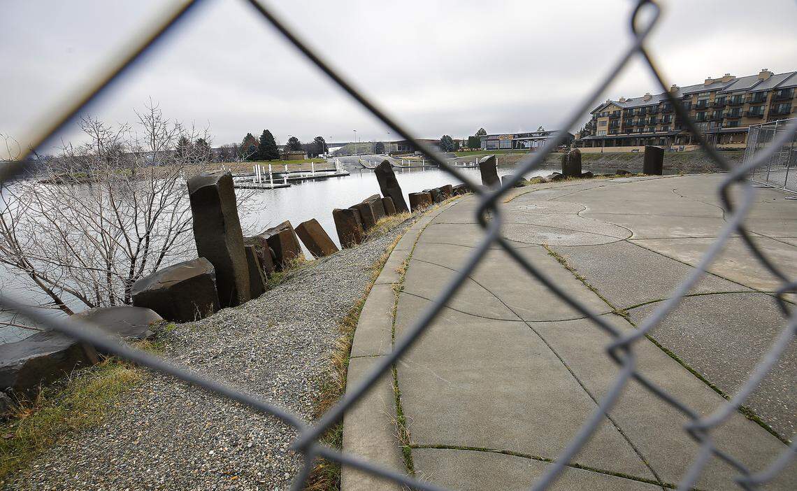 Sections of the Richland Riverfront Pathway Trail will be closed for repairs beginning Jan. 5 near the Courtyard Richland Columbia Point Hotel and Columbia Point Marina. A portion of the trail has been fenced off for a few years due to the instability of the basalt columns.