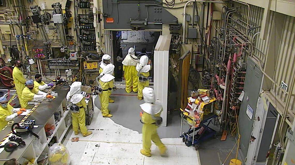 Workers started preparing to clean up a highly radioactive spill beneath the Hanford site 324 Building near Richland and the Columbia River in 2017. The spill was recently found to be much larger than expected.