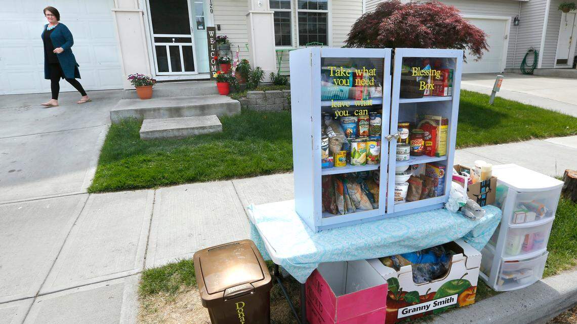 Pasco curbside food pantry was a small gesture of kindness that snowballed
