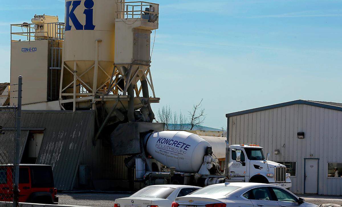 Koncrete Industries is located at 569 S. 2nd St. in Burbank, WA, in the Port of Walla Walla’s Burbank Industrial Site.