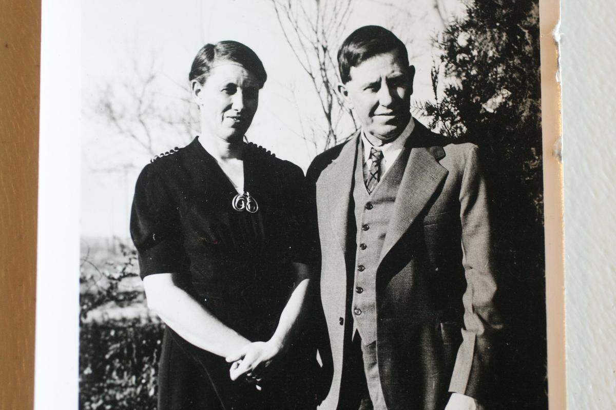 Historic photos from the Harris family diversity farm from between 1919 - 1942. #19