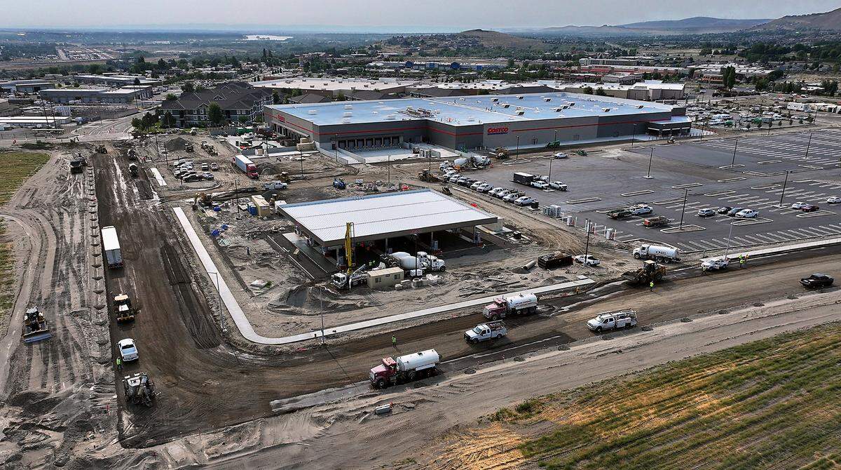 Construction crews have the finish line in sight at the site of the Tri-Cities’ second Costco Wholesale store at 3125 Queensgate Drive in Richland.