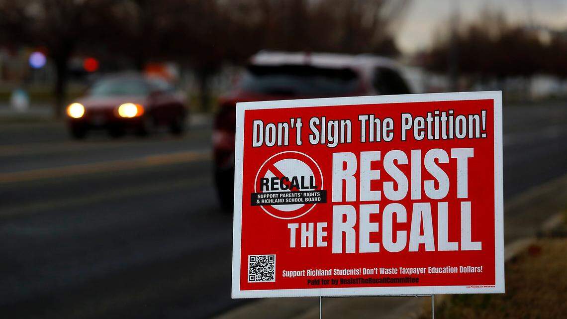 3 recalled Richland officials could pay thousands for their attorney legal fees