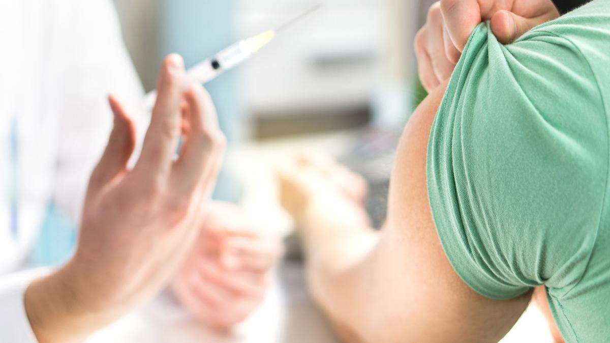People in Eastern Washington are more likely to die from cancer, heart disease, Alzheimer’s disease and other common causes of death than people in the western part of the state, says a new study.