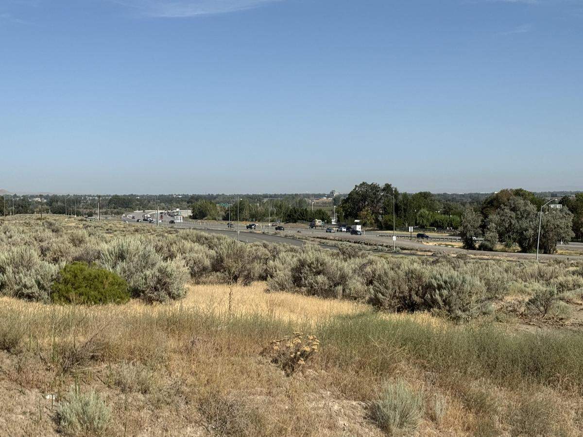 Carmax Auto Superstores has secured a building permit to build car dealership overlooking Highway 240 in south Richland.