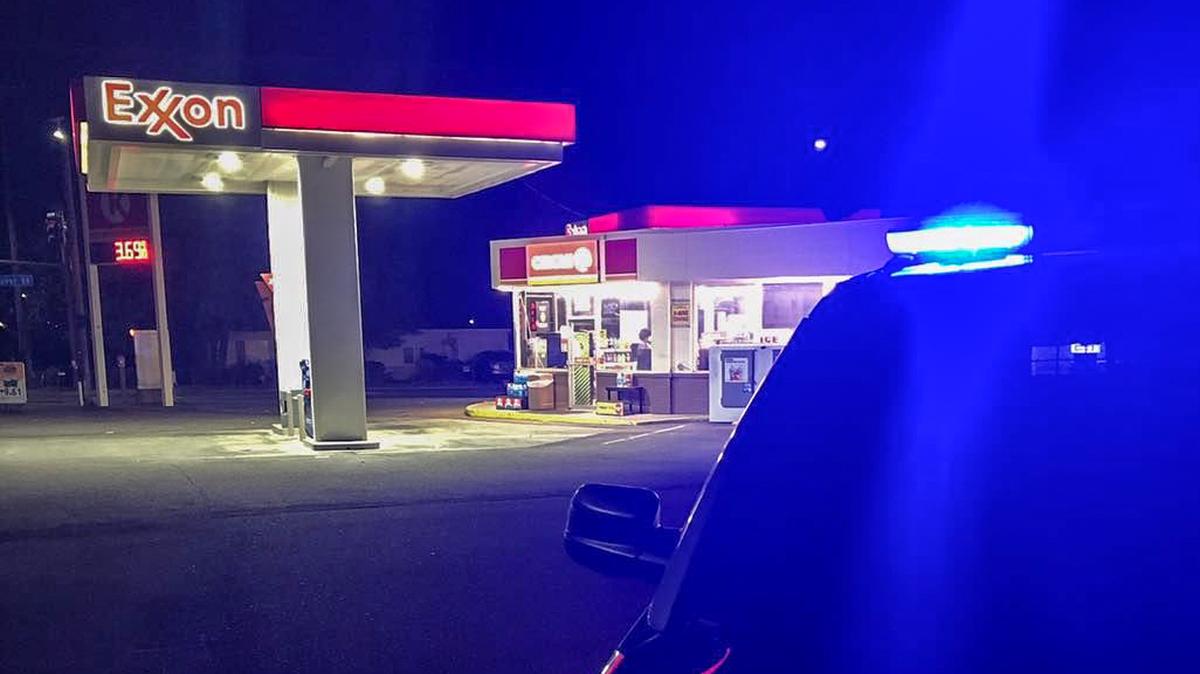 Kennewick police looking for a suspect who attacked a clerk on at this West Fourth Avenue gas station.