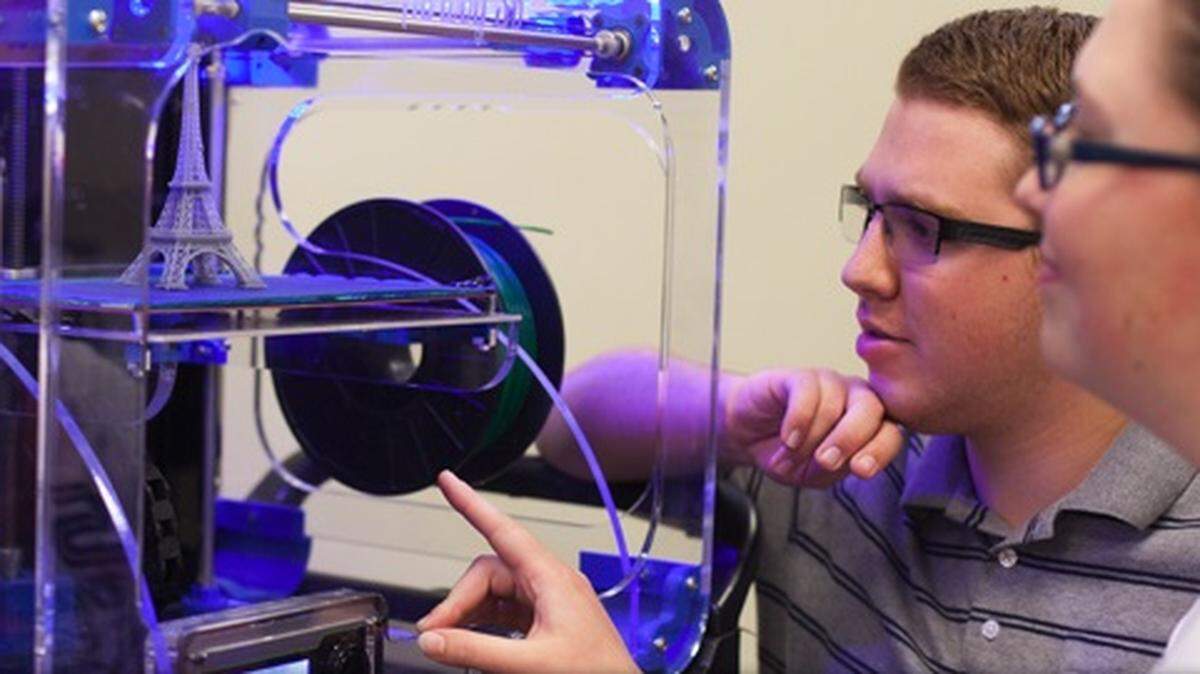 Battelle has donated $75,000 to purchase new equipment for Columbia Basin College that will be used by students in its Engineering Technology program.