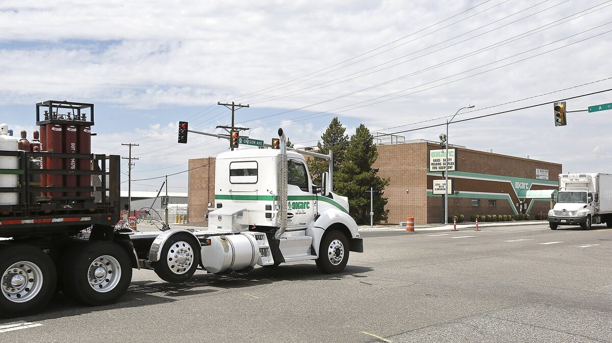 Oxarc drivers have authorized a first-ever strike, including at the Pasco office on Oregon Avenue. If the Oxarc drivers strike, the 1,000 regional drivers represented by the Teamsters could honor picket lines, affecting deliveries of gases and other critical supplies to hotels, restaurants and other sites.