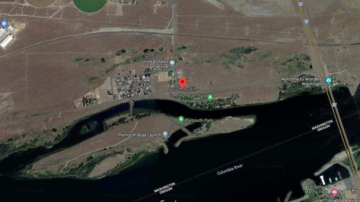 Benton County deputies are investigating the shooting of two men near Plymouth.