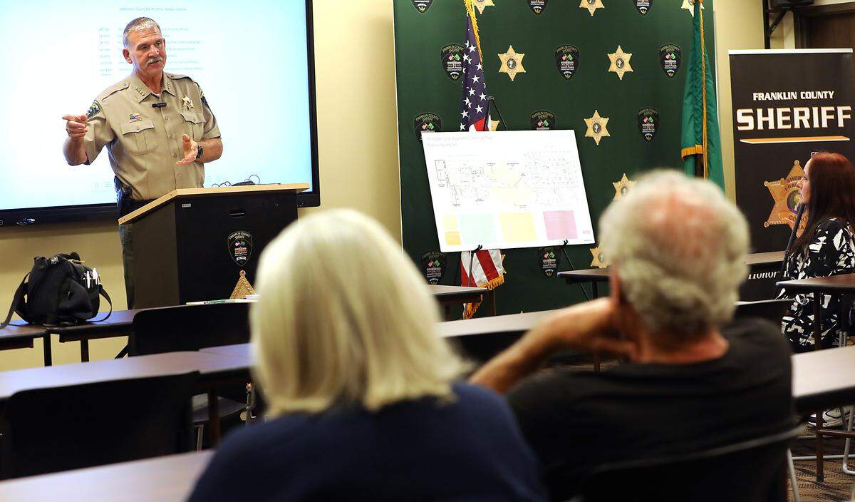 Franklin County Sheriff Jim Raymond holds a news conference Thursday at the department's office in Pasco.
