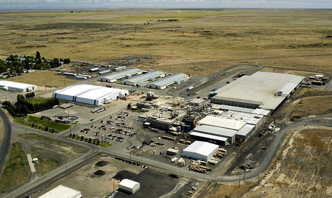 Lamb Weston, the frozen french fry giant with major operations in the Mid-Columbia, will lay off nearly 400 workers.