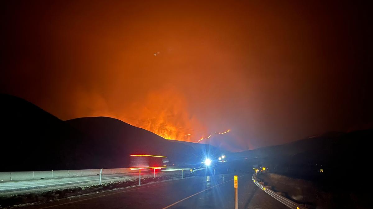 I-84 is closed again in Eastern Oregon from Pendleton to Ontario because of unpredictable fire activity.