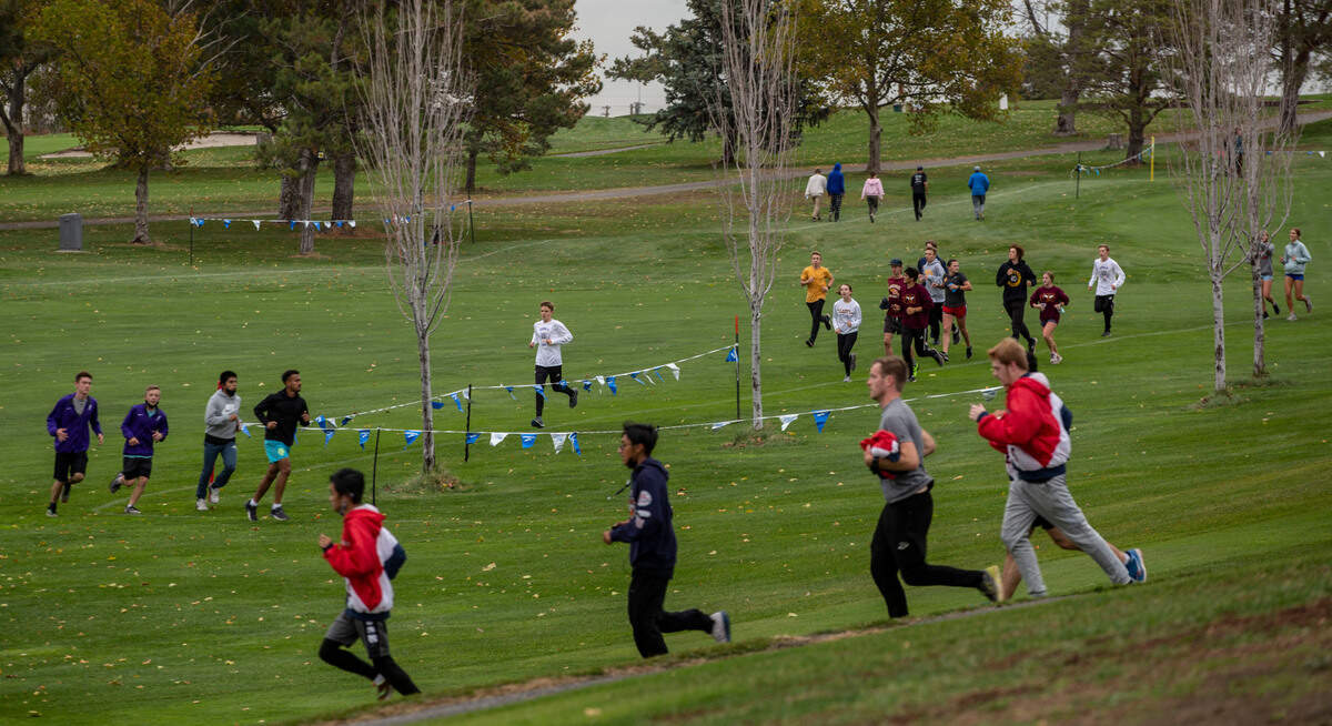 The Washington Cross Country State Championships take place this weekend at the Sun Willows Golf Course in Pasco.