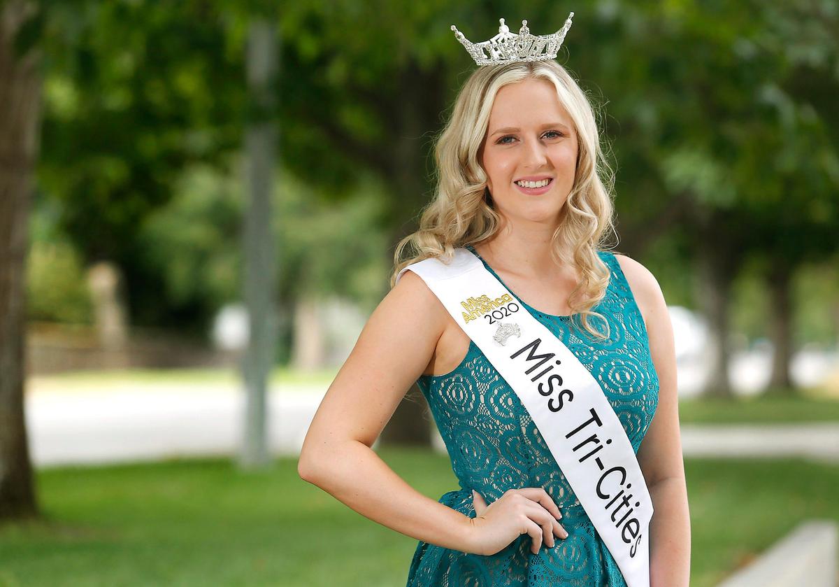 McKenzie Kennedy was crowned this past weekend as the new Miss Tri-Cities during the Miss Tri-Cities Scholarship Program held at Southridge High School in Kennewick. Watch a video at: tricityherald.com/video