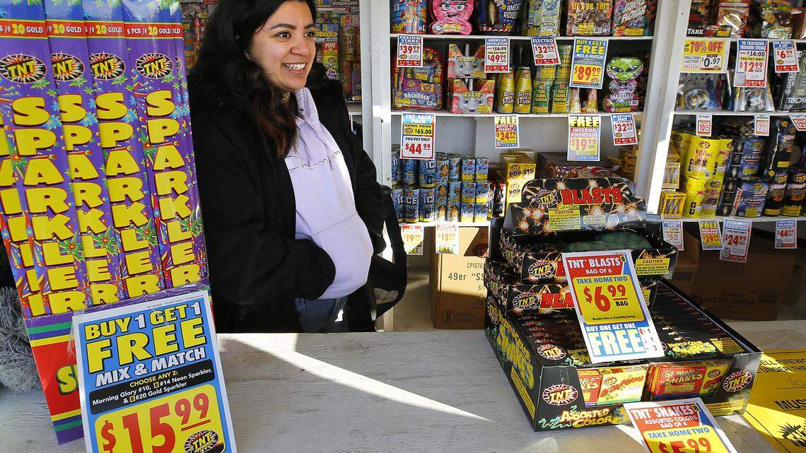 New Year’s fireworks sales start in the Tri-Cities. Here’s where to buy